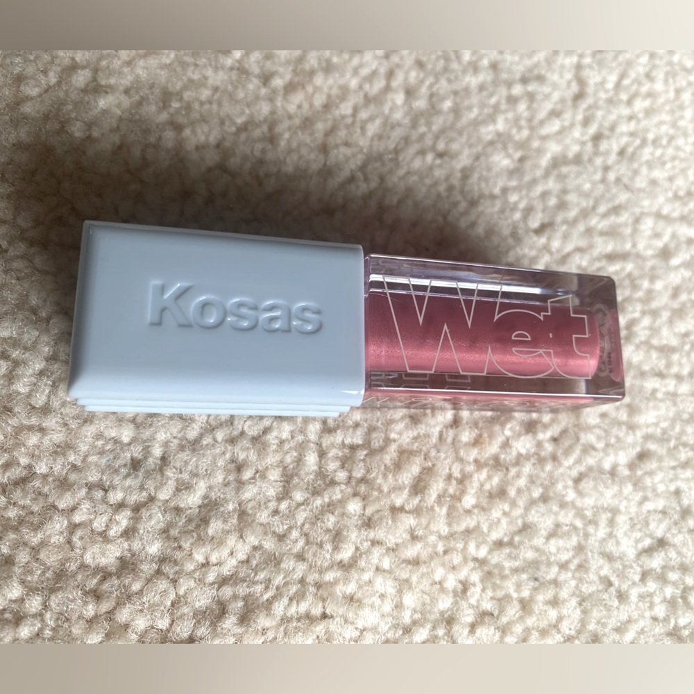 Kosas Wet Lip Oil Gloss, Malibu, New😍